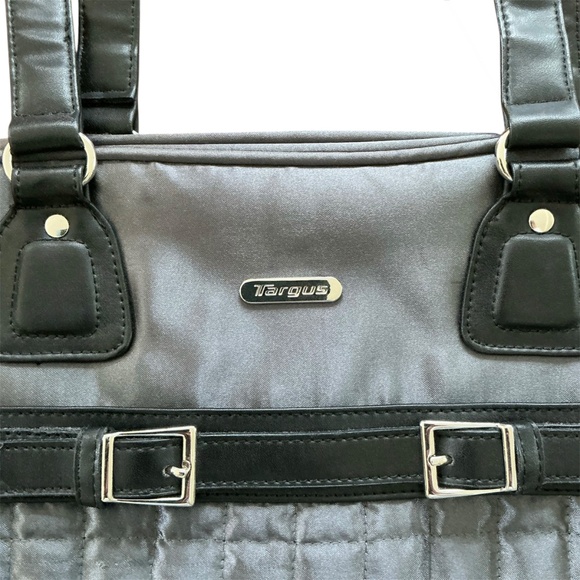 Targus Laptop Bag - Picture 2 of 6